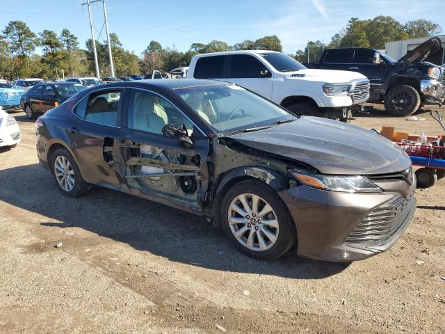 Photo 3 VIN: 4T1B11HK2JU560545 - TOYOTA CAMRY L 