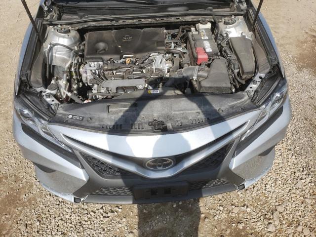 Photo 10 VIN: 4T1B11HK2JU563798 - TOYOTA CAMRY L 