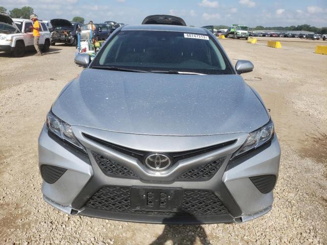 Photo 4 VIN: 4T1B11HK2JU563798 - TOYOTA CAMRY L 