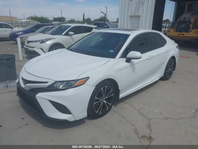 Photo 1 VIN: 4T1B11HK2JU575126 - TOYOTA CAMRY 