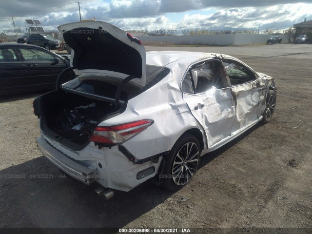 Photo 3 VIN: 4T1B11HK2JU586188 - TOYOTA CAMRY 