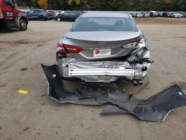 Photo 8 VIN: 4T1B11HK2JU589429 - TOYOTA CAMRY L 