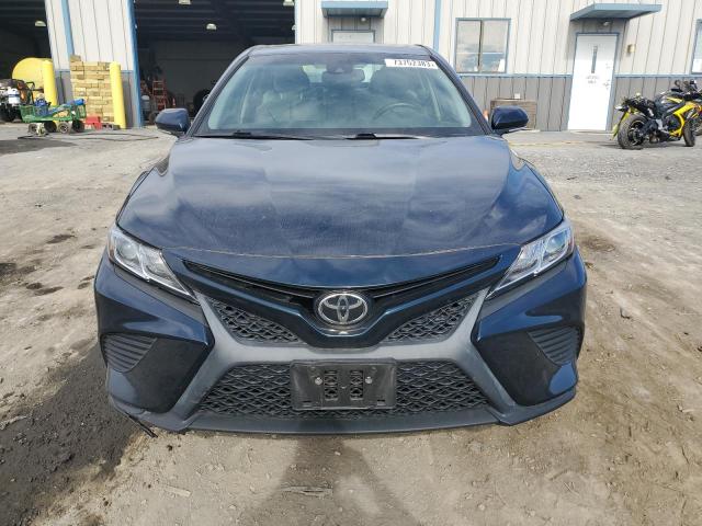 Photo 4 VIN: 4T1B11HK2JU599281 - TOYOTA CAMRY 