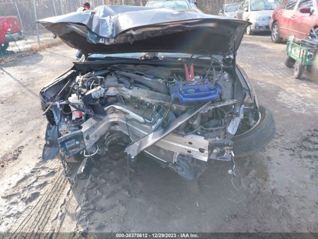 Photo 5 VIN: 4T1B11HK2JU613065 - TOYOTA CAMRY 