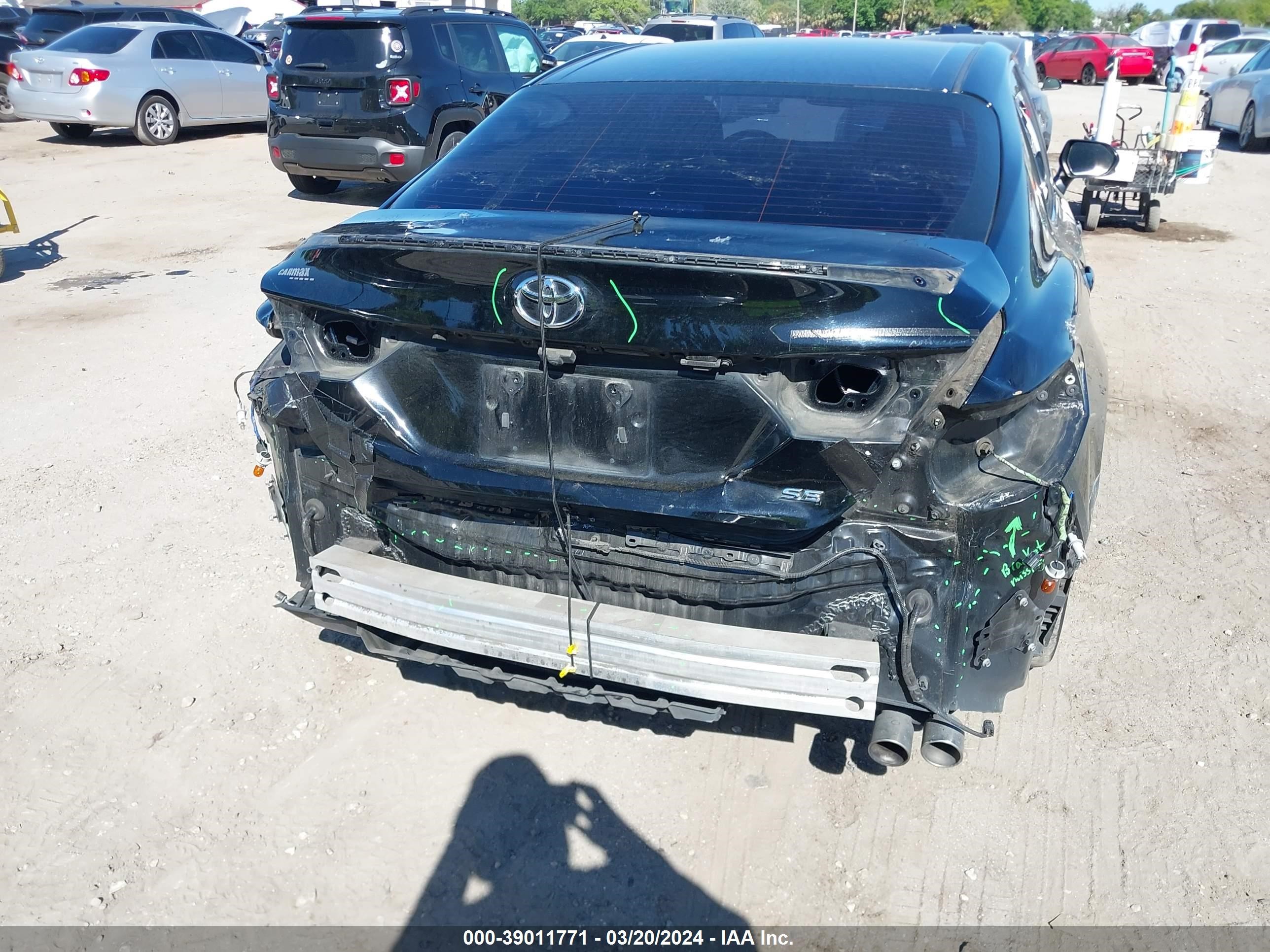 Photo 5 VIN: 4T1B11HK2JU622719 - TOYOTA CAMRY 