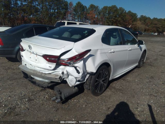 Photo 3 VIN: 4T1B11HK2JU625006 - TOYOTA CAMRY 