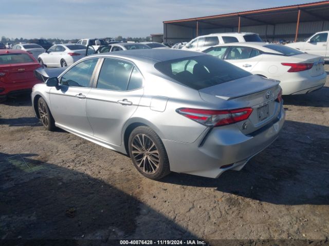 Photo 2 VIN: 4T1B11HK2JU625202 - TOYOTA CAMRY 