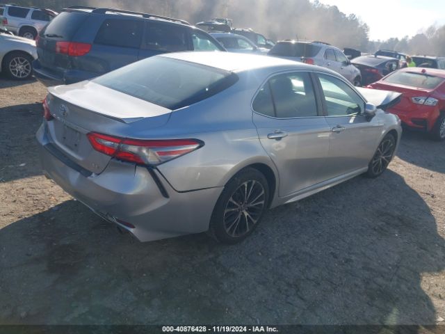 Photo 3 VIN: 4T1B11HK2JU625202 - TOYOTA CAMRY 