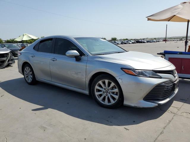 Photo 3 VIN: 4T1B11HK2JU635874 - TOYOTA CAMRY 