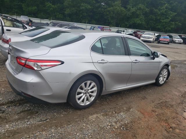 Photo 2 VIN: 4T1B11HK2JU644316 - TOYOTA CAMRY L 