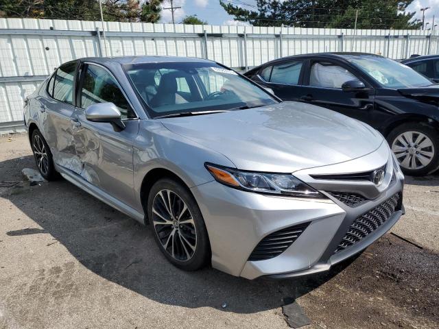 Photo 3 VIN: 4T1B11HK2JU663657 - TOYOTA CAMRY L 