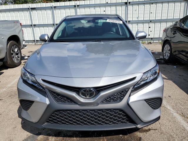 Photo 4 VIN: 4T1B11HK2JU663657 - TOYOTA CAMRY L 