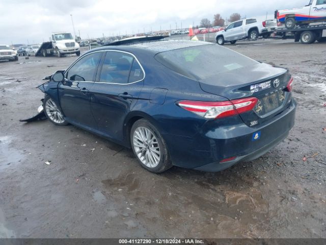 Photo 2 VIN: 4T1B11HK2JU665134 - TOYOTA CAMRY 