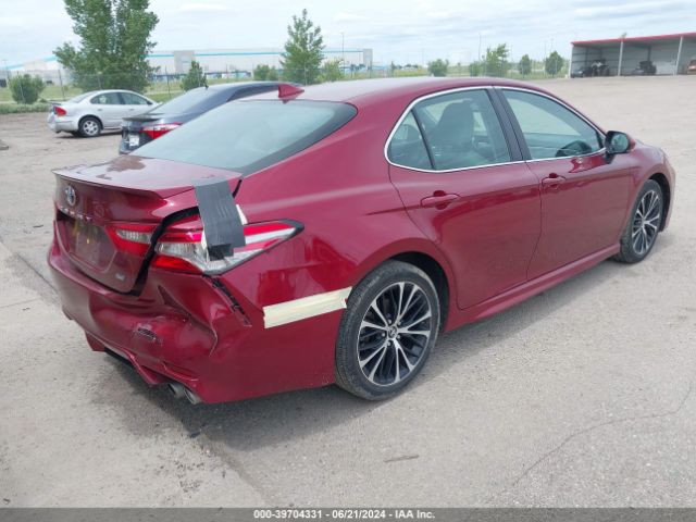 Photo 3 VIN: 4T1B11HK2JU666977 - TOYOTA CAMRY 