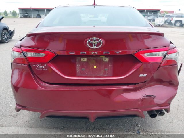 Photo 5 VIN: 4T1B11HK2JU666977 - TOYOTA CAMRY 