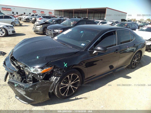 Photo 1 VIN: 4T1B11HK2JU670768 - TOYOTA CAMRY 