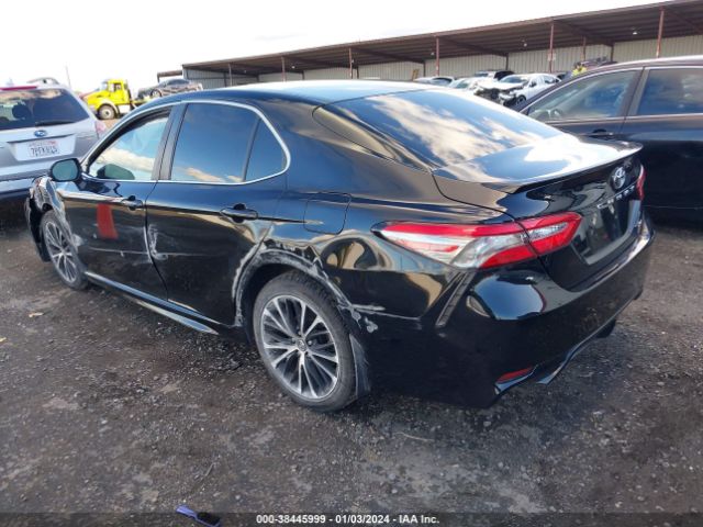 Photo 2 VIN: 4T1B11HK2JU672715 - TOYOTA CAMRY 