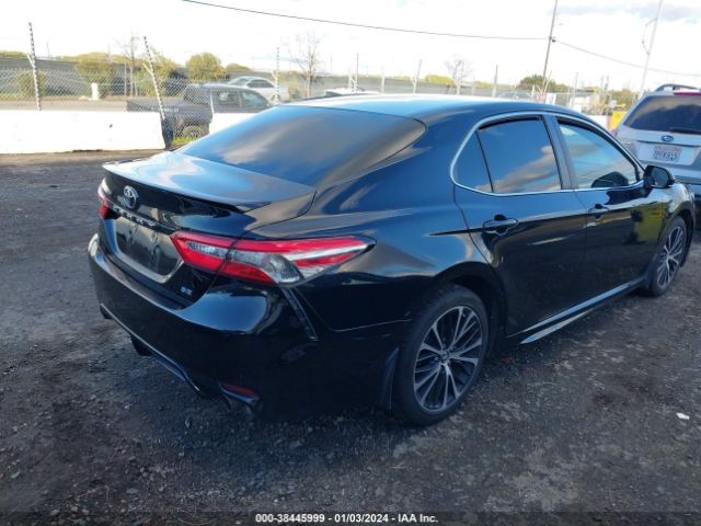 Photo 3 VIN: 4T1B11HK2JU672715 - TOYOTA CAMRY 