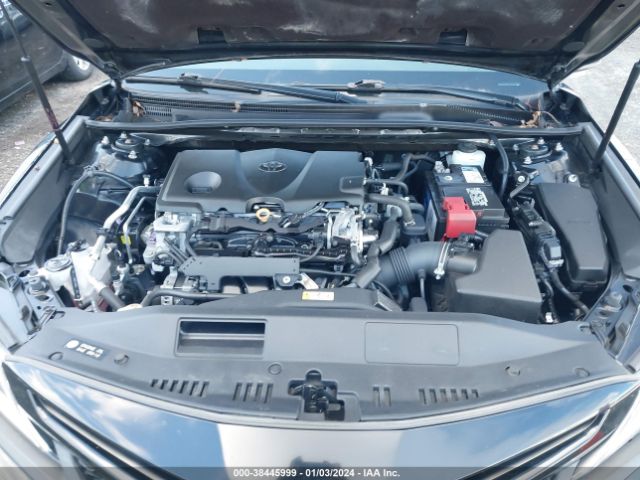 Photo 9 VIN: 4T1B11HK2JU672715 - TOYOTA CAMRY 