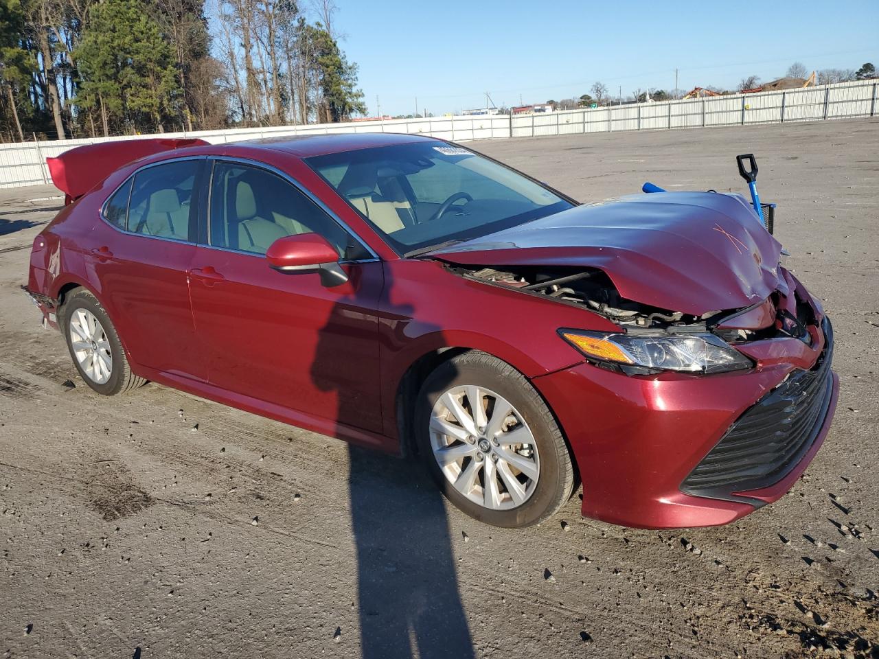 Photo 3 VIN: 4T1B11HK2JU678014 - TOYOTA CAMRY 