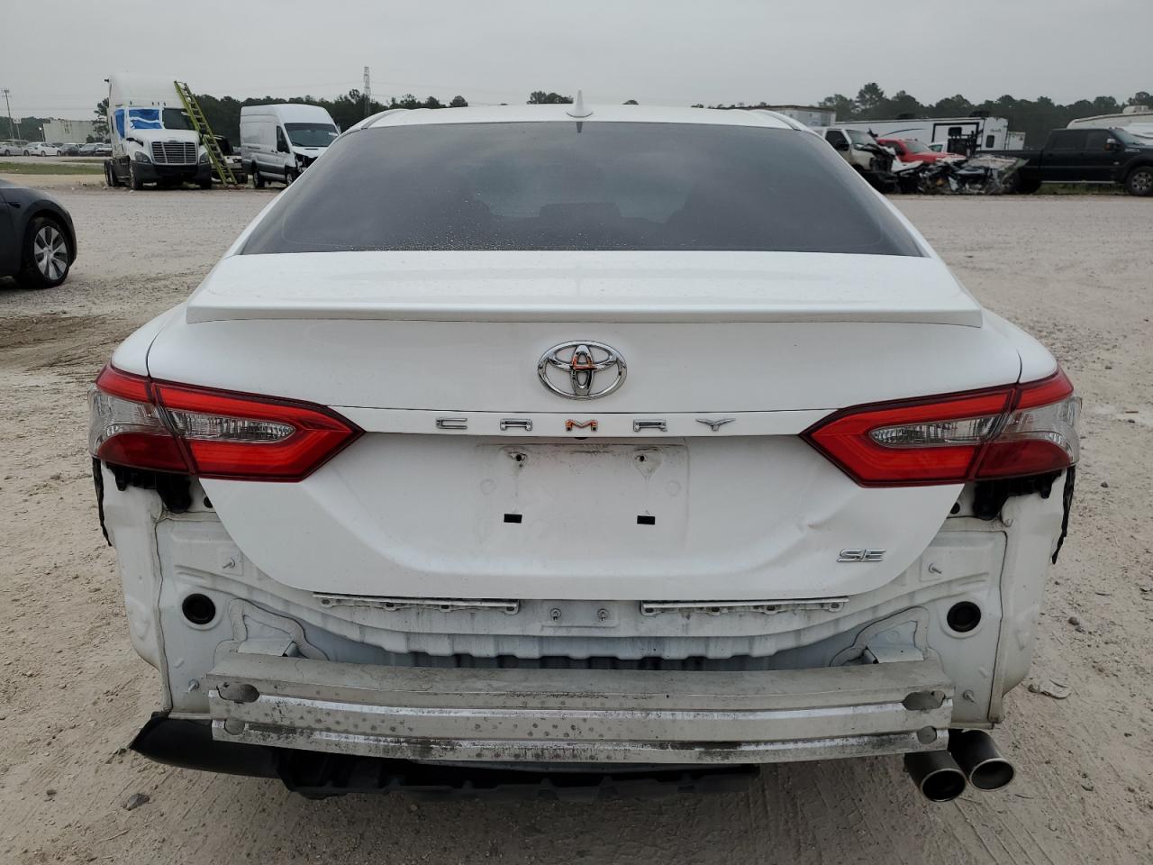 Photo 5 VIN: 4T1B11HK2KU169610 - TOYOTA CAMRY 