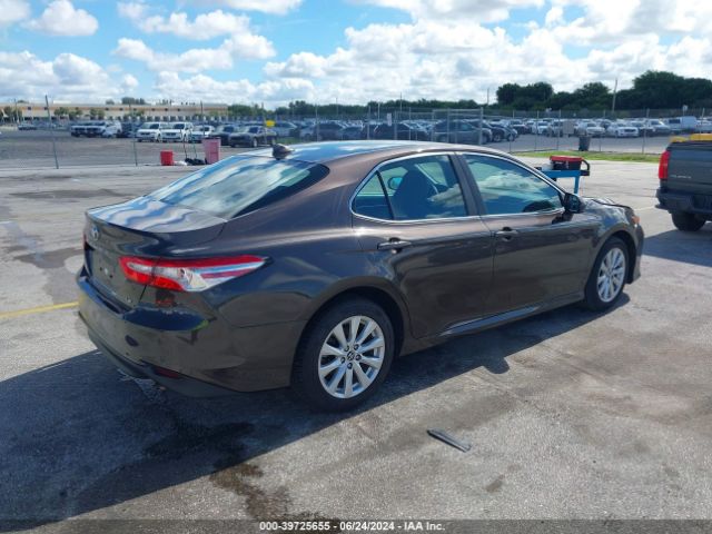 Photo 3 VIN: 4T1B11HK2KU236870 - TOYOTA CAMRY 