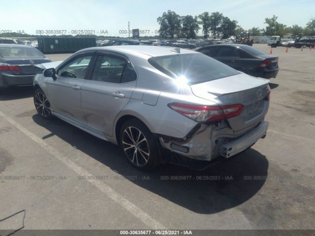 Photo 2 VIN: 4T1B11HK2KU253703 - TOYOTA CAMRY 