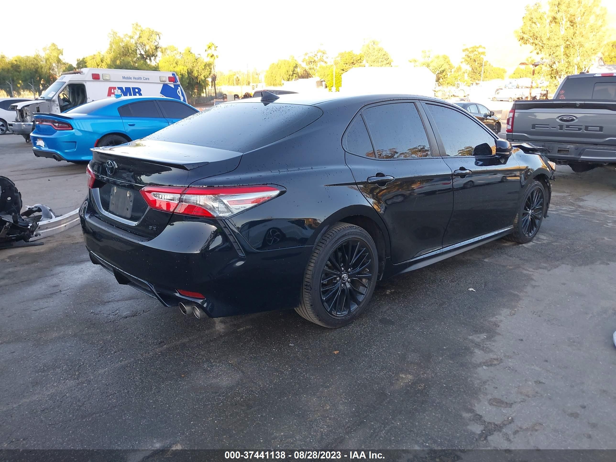 Photo 3 VIN: 4T1B11HK2KU255693 - TOYOTA CAMRY 