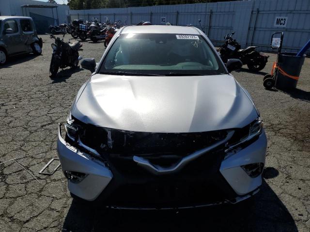 Photo 4 VIN: 4T1B11HK2KU271893 - TOYOTA CAMRY 