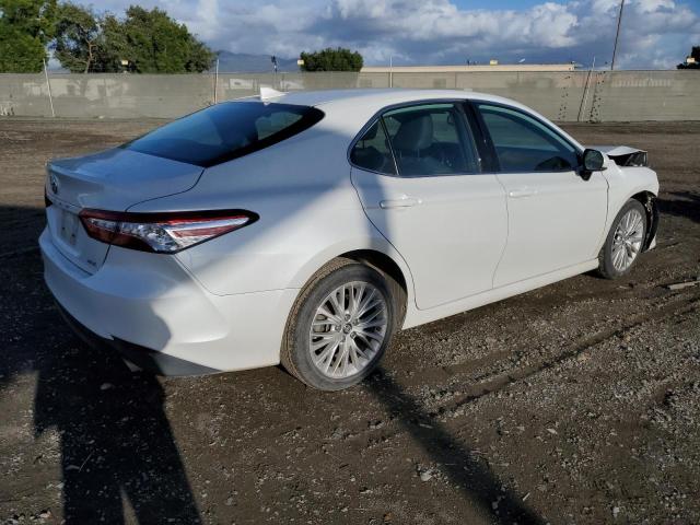 Photo 2 VIN: 4T1B11HK2KU681089 - TOYOTA CAMRY 