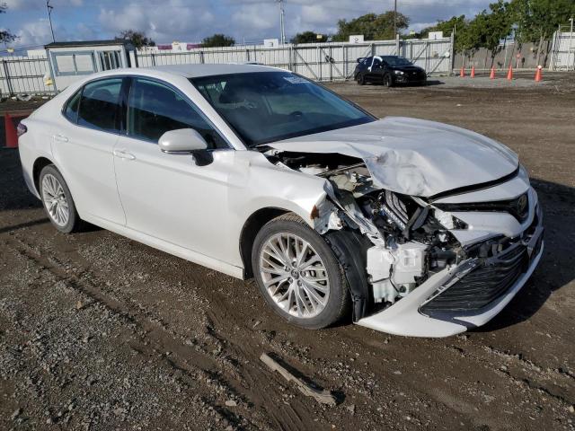 Photo 3 VIN: 4T1B11HK2KU681089 - TOYOTA CAMRY 