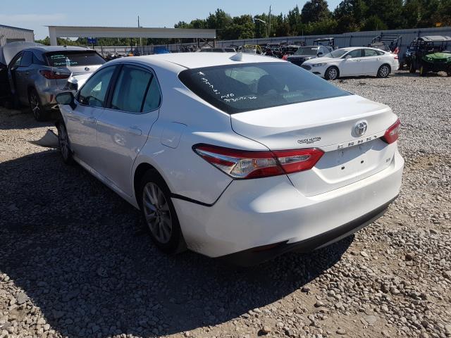 Photo 2 VIN: 4T1B11HK2KU690486 - TOYOTA CAMRY L 