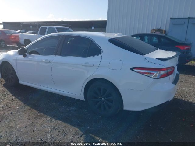 Photo 2 VIN: 4T1B11HK2KU695011 - TOYOTA CAMRY 