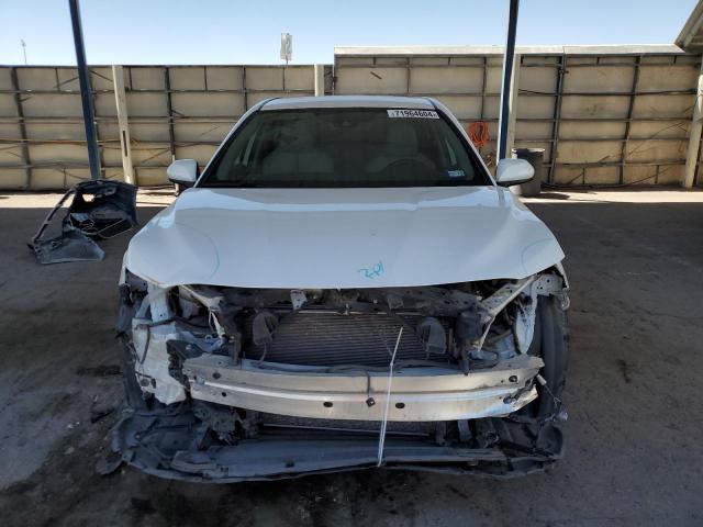 Photo 4 VIN: 4T1B11HK2KU700482 - TOYOTA CAMRY L 