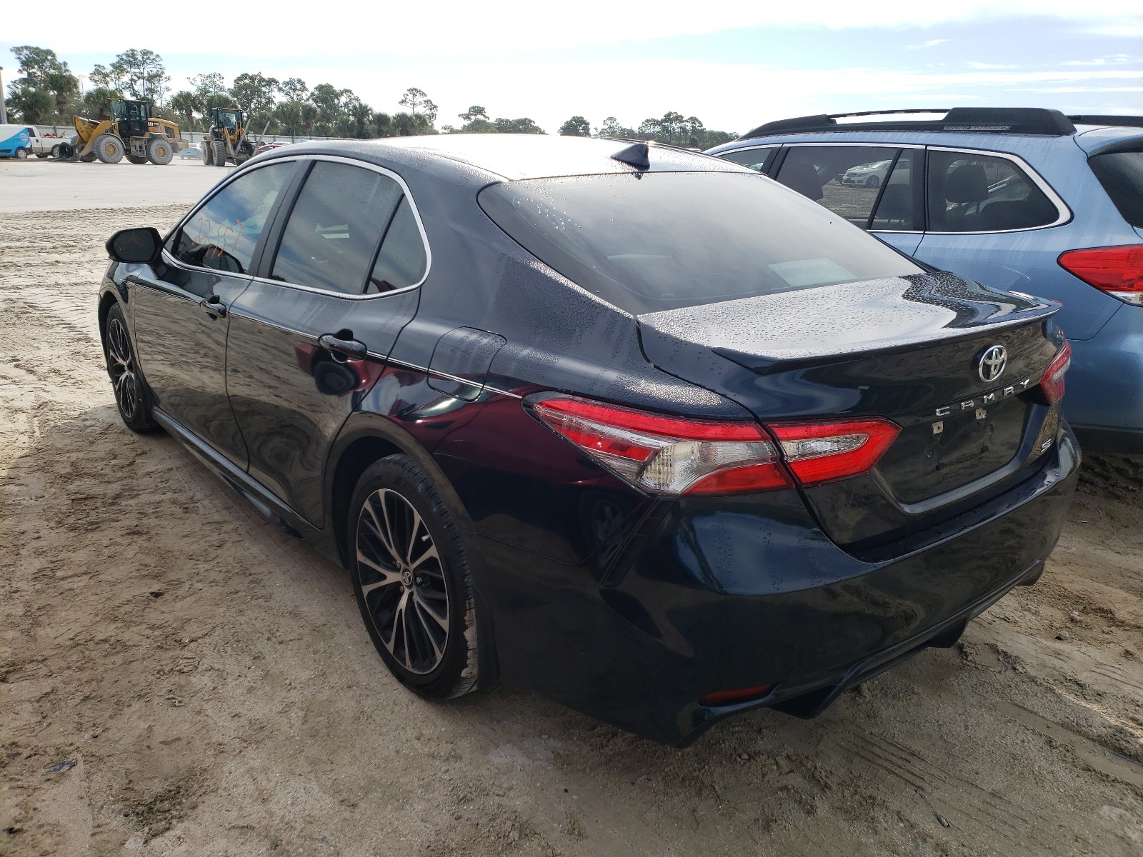 Photo 2 VIN: 4T1B11HK2KU716147 - TOYOTA CAMRY L 