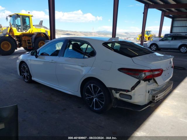 Photo 2 VIN: 4T1B11HK2KU743610 - TOYOTA CAMRY 