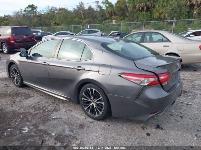 Photo 2 VIN: 4T1B11HK2KU750976 - TOYOTA CAMRY 