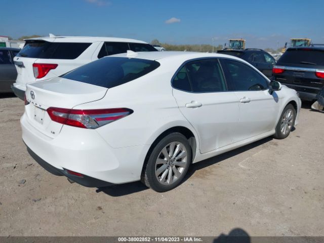 Photo 3 VIN: 4T1B11HK2KU769513 - TOYOTA CAMRY 