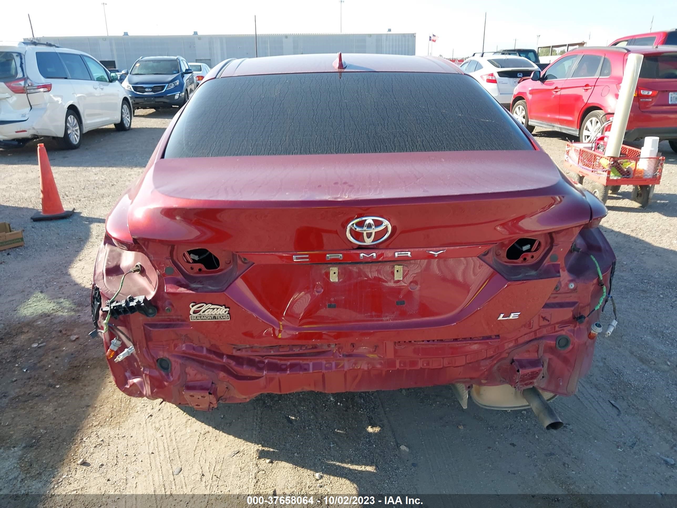 Photo 16 VIN: 4T1B11HK2KU775974 - TOYOTA CAMRY 