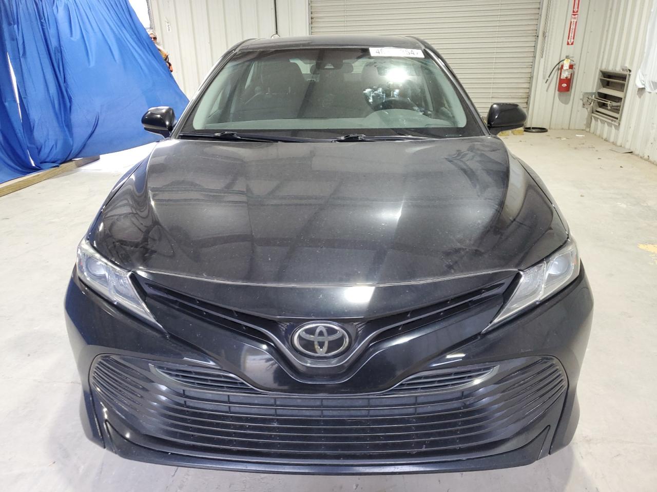 Photo 4 VIN: 4T1B11HK2KU795724 - TOYOTA CAMRY 