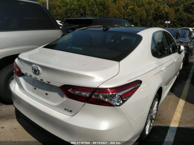 Photo 3 VIN: 4T1B11HK2KU803689 - TOYOTA CAMRY 