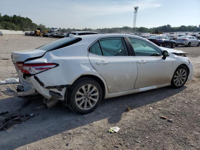 Photo 2 VIN: 4T1B11HK2KU811789 - TOYOTA CAMRY 