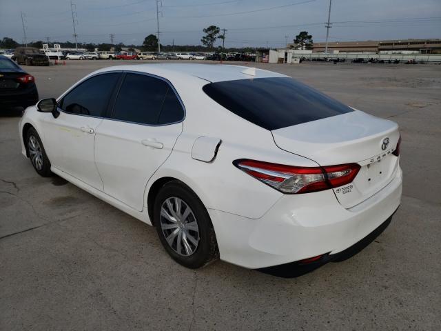 Photo 2 VIN: 4T1B11HK2KU824929 - TOYOTA CAMRY L 