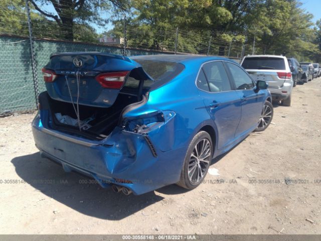 Photo 3 VIN: 4T1B11HK3JU020640 - TOYOTA CAMRY 