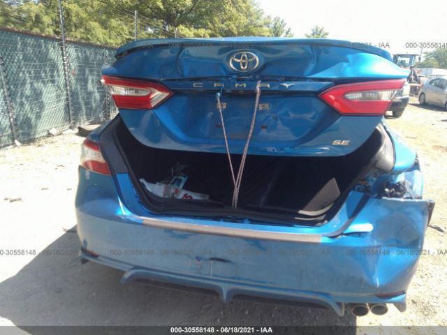 Photo 5 VIN: 4T1B11HK3JU020640 - TOYOTA CAMRY 