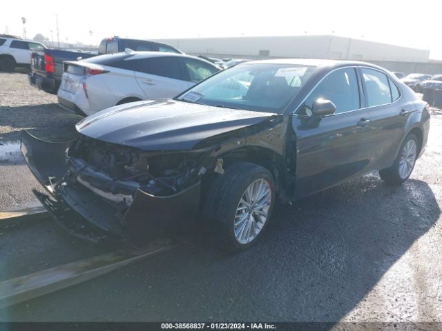 Photo 1 VIN: 4T1B11HK3JU028723 - TOYOTA CAMRY 