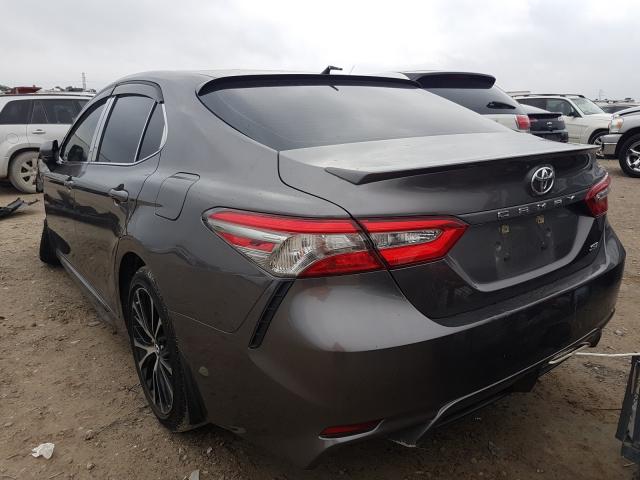 Photo 2 VIN: 4T1B11HK3JU039933 - TOYOTA CAMRY L 