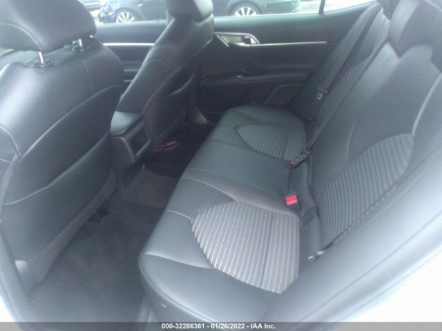 Photo 7 VIN: 4T1B11HK3JU043304 - TOYOTA CAMRY 