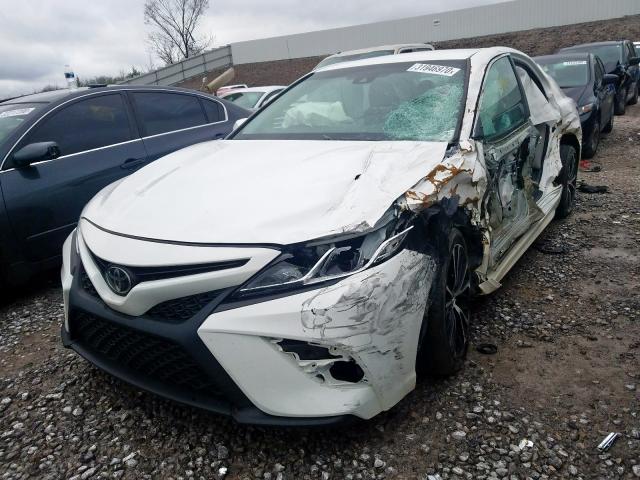 Photo 1 VIN: 4T1B11HK3JU043951 - TOYOTA CAMRY L 