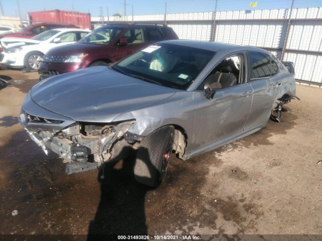 Photo 1 VIN: 4T1B11HK3JU064735 - TOYOTA CAMRY 